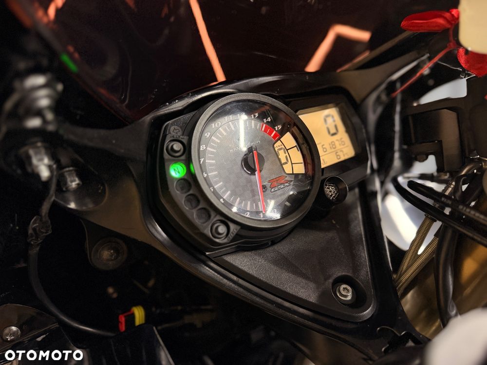 Suzuki GSX-R - 11
