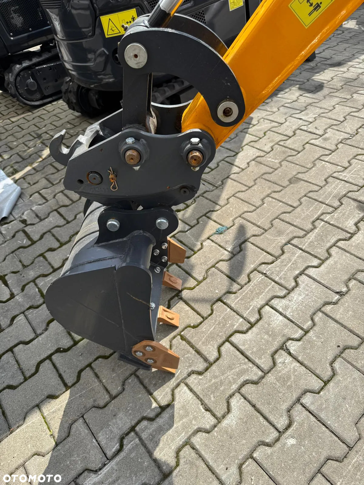 Kingway VIP 20 RS silnik YANMAR - 17