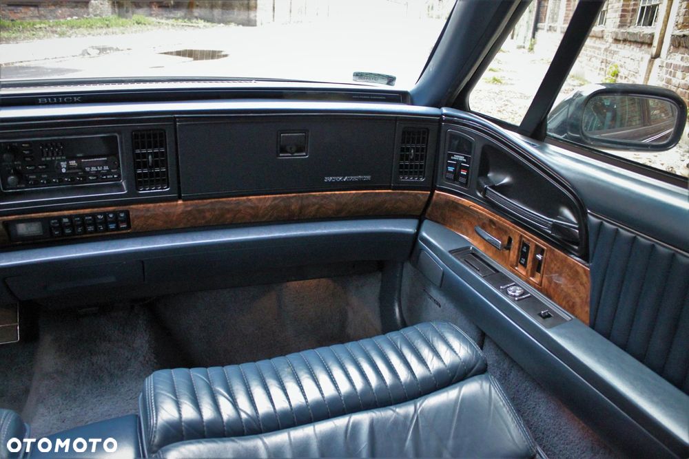 Buick Park Avenue - 25