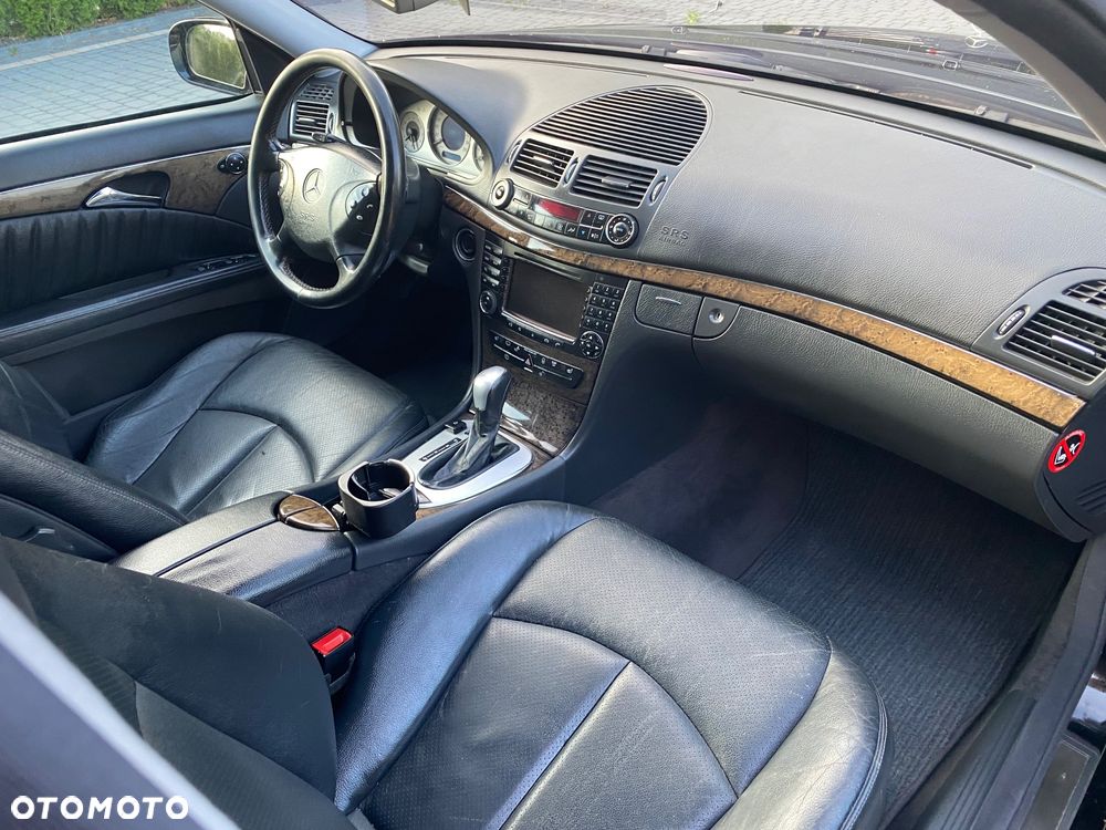 Mercedes-Benz Klasa E 320 T 4Matic Avantgarde - 14