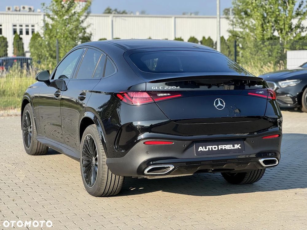 Mercedes-Benz GLC 220 d mHEV 4-Matic AMG Line - 12