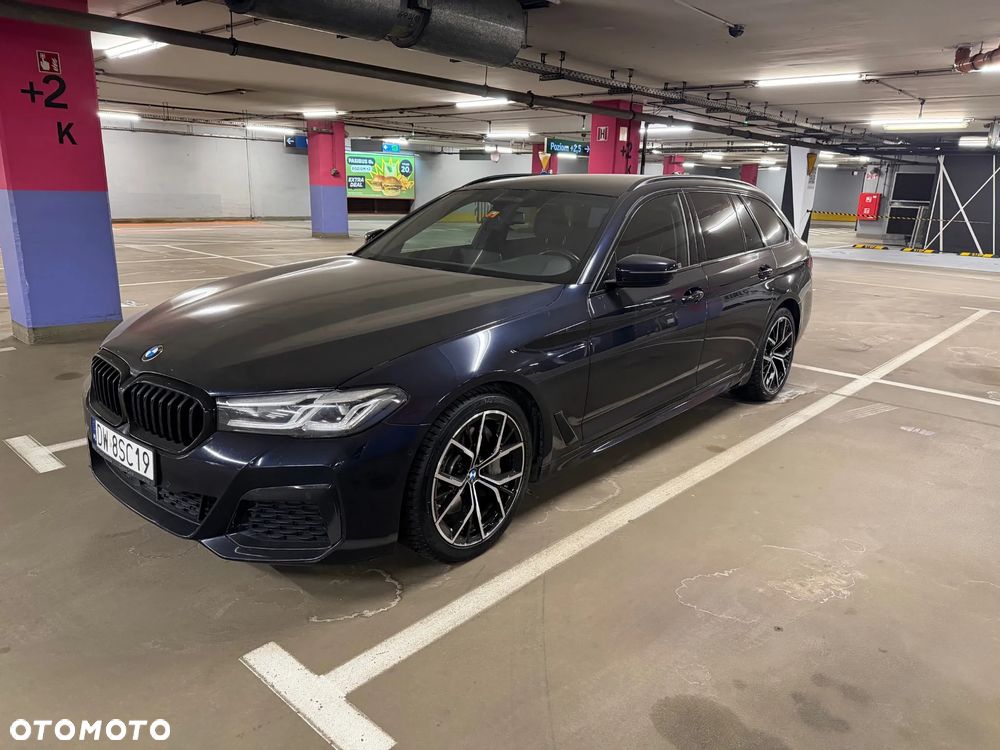 BMW Seria 5 530d xDrive mHEV sport - 2