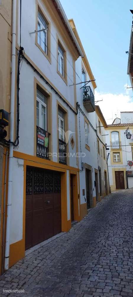 Moradia na zona histórica - Grande imagem: 2/17