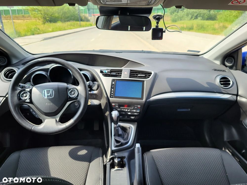 Honda Civic 1.8 Style Edition (Honda Connect+) - 10