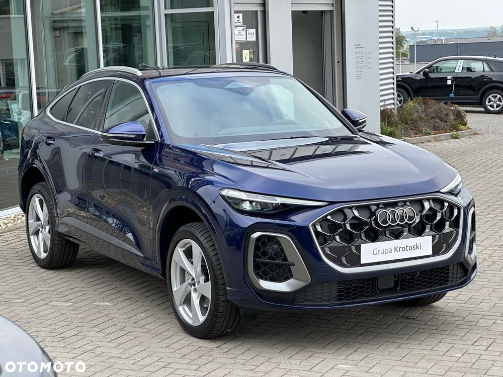 Audi Q5 Sportback - 3