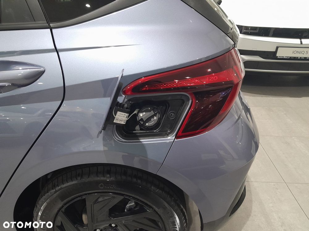 Hyundai i20 1.0 T-GDi Modern Black DCT - 10