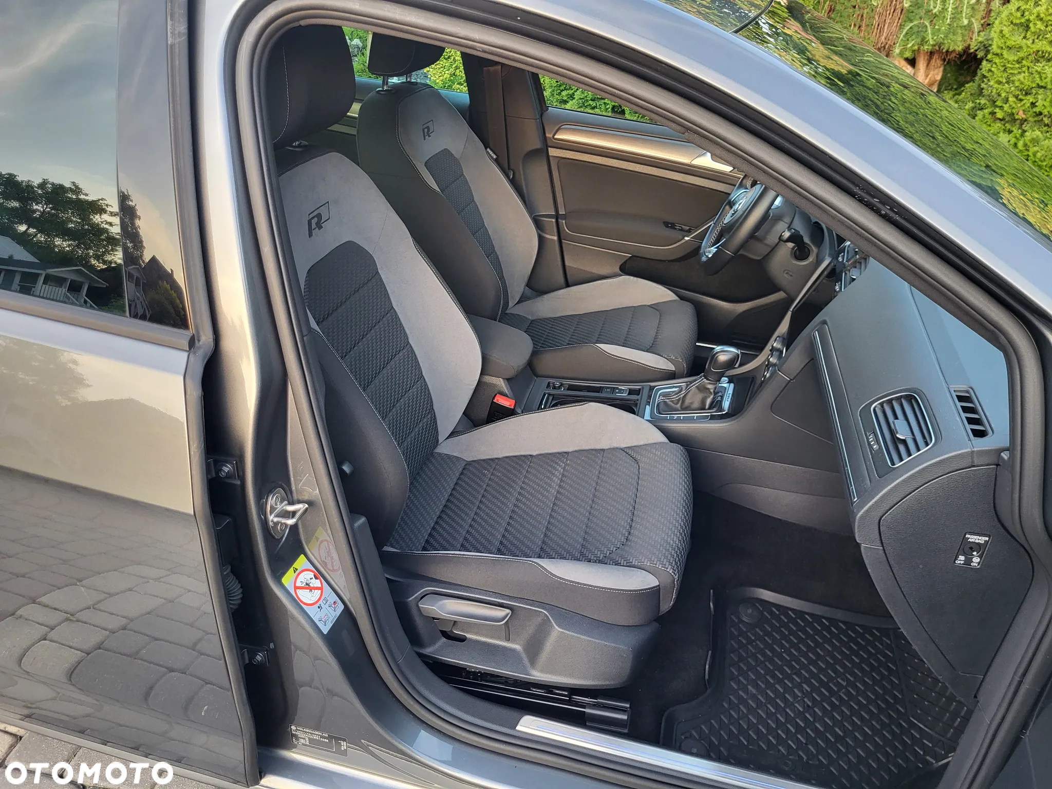 Volkswagen Golf e-Golf - 9