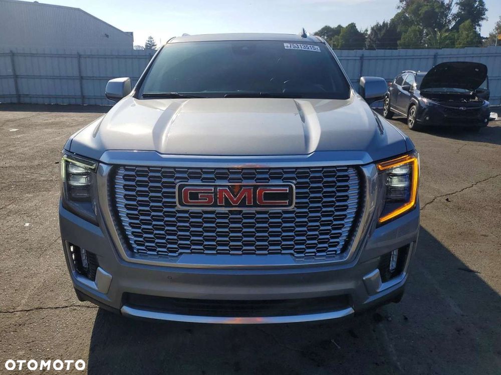 GMC Yukon - 6