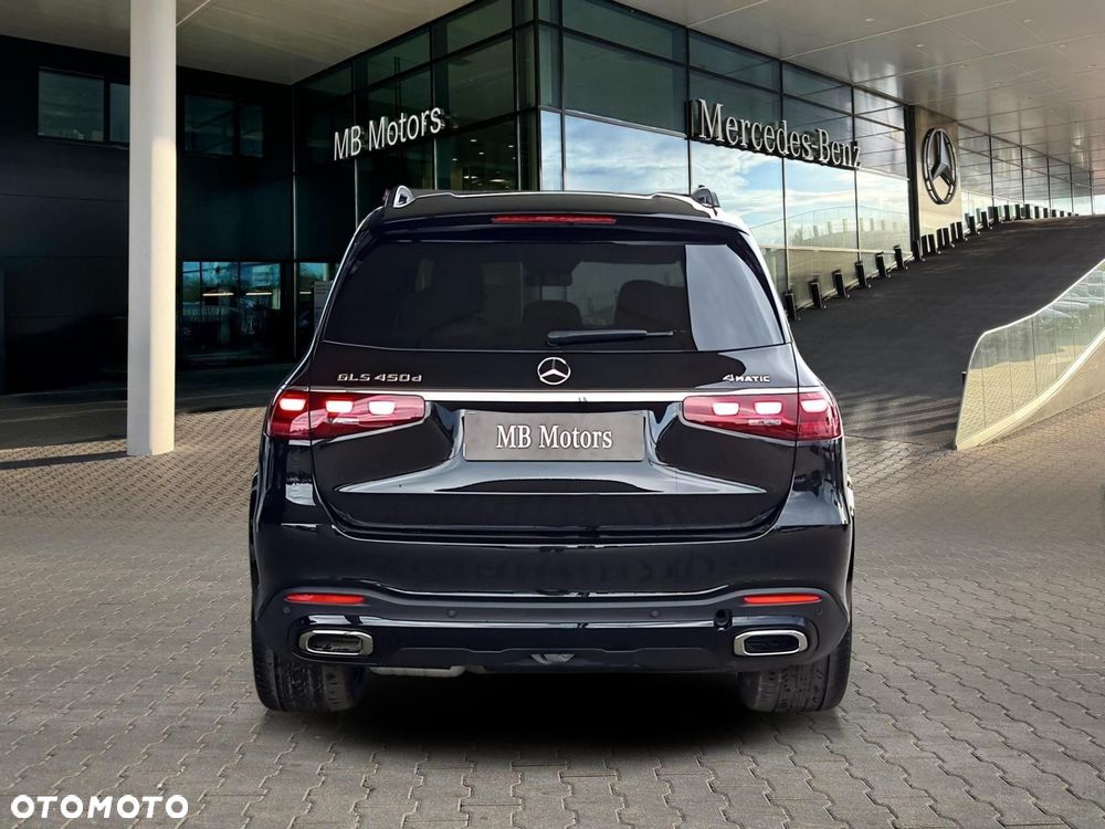 Mercedes-Benz GLS - 9