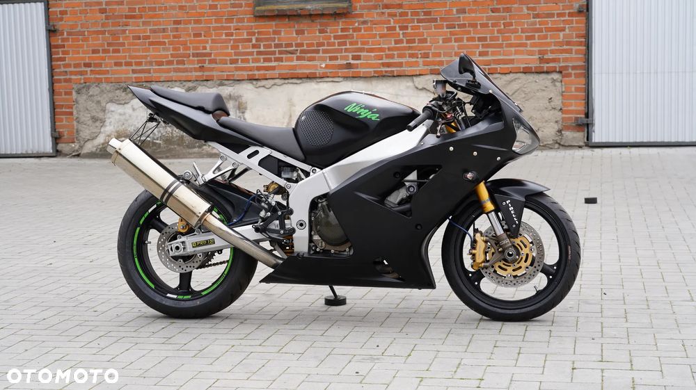 Kawasaki Ninja - 4