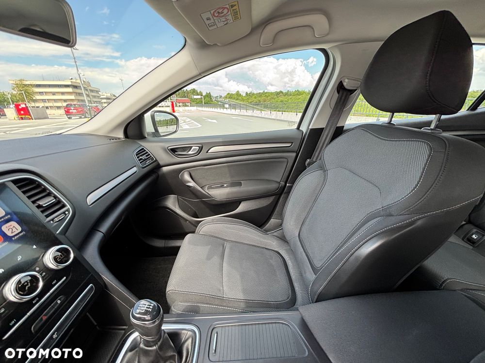 Renault Megane 1.3 TCe FAP Intens - 23