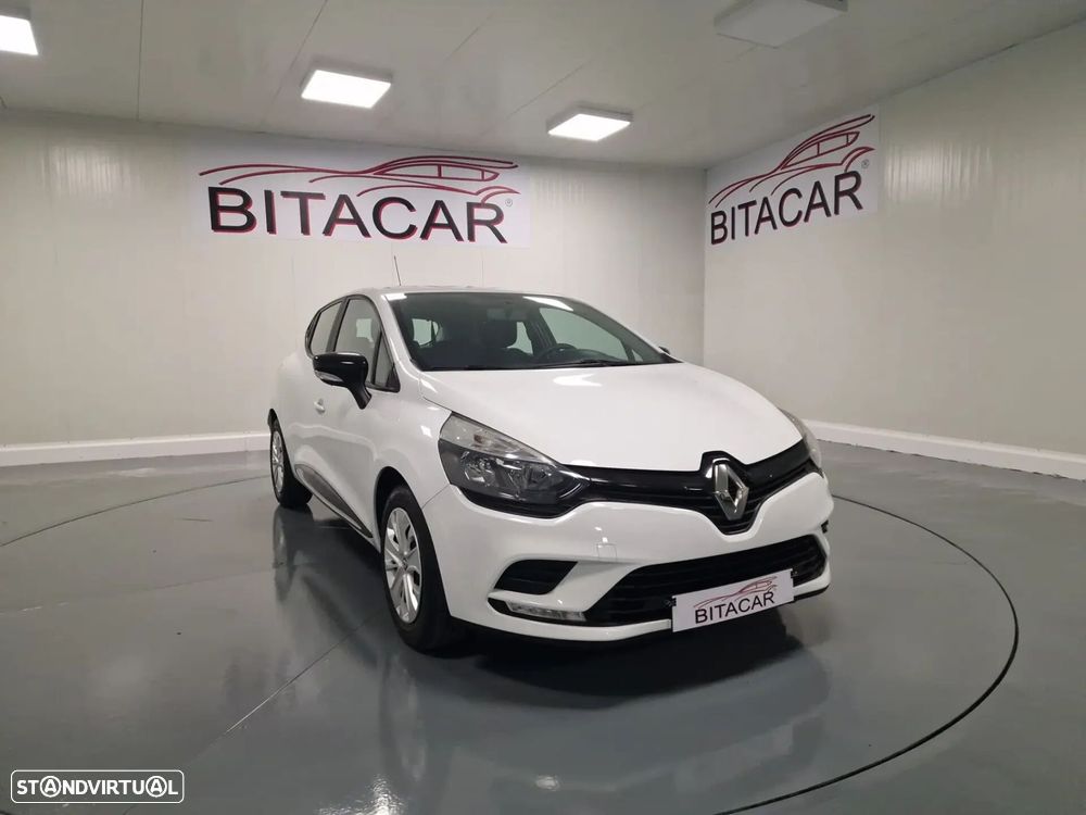 Renault Clio - 14