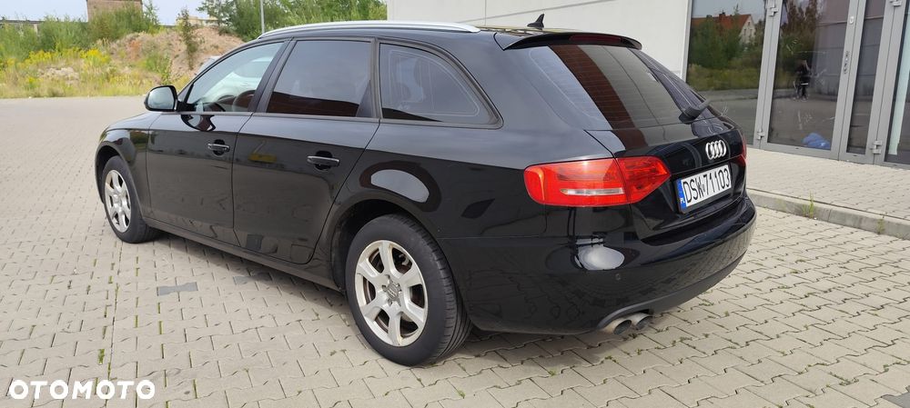 Audi A4 Avant 2.0 TDI Multitronic - 9