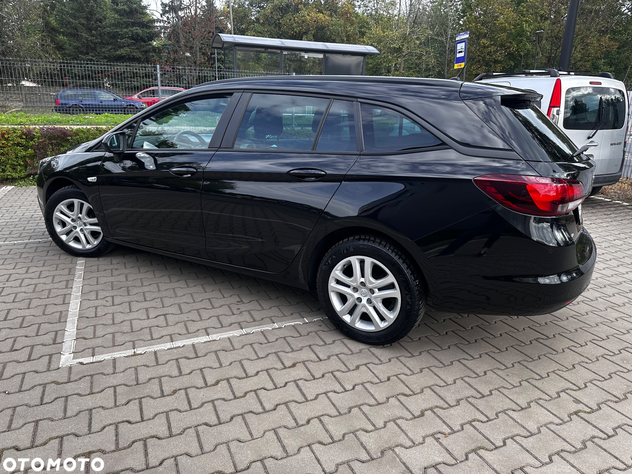 Opel Astra 1.4 Turbo 120 Jahre - 16
