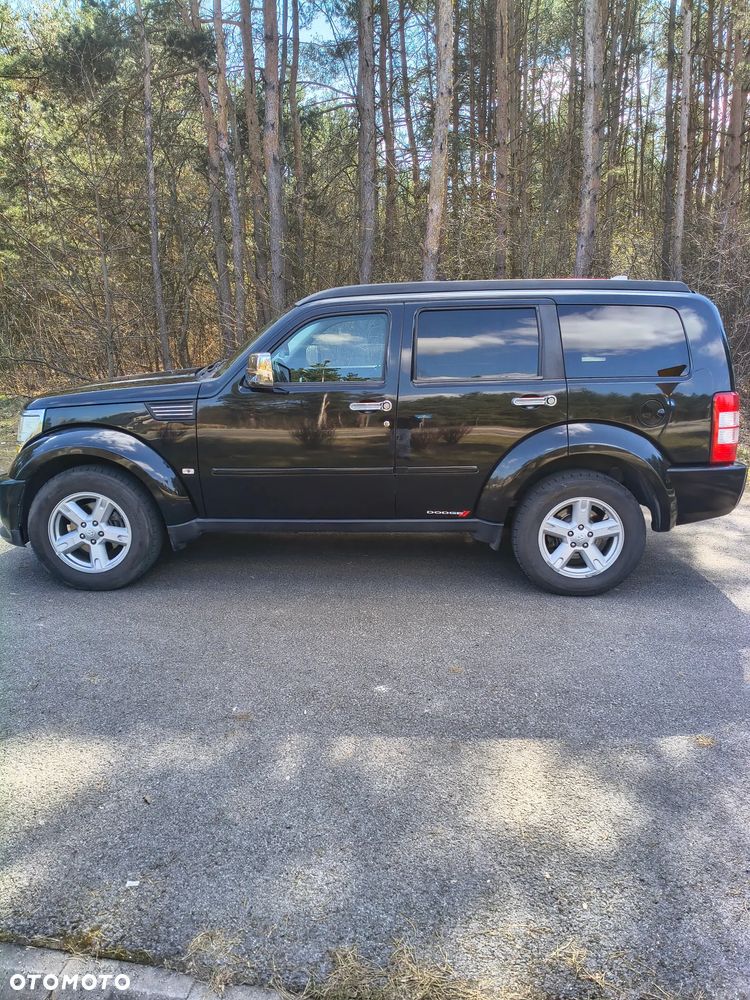 Dodge Nitro 2.8 CRD SXT - 23