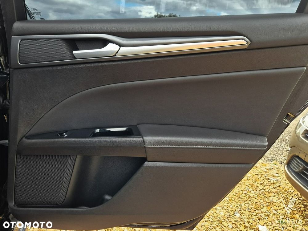 Ford Mondeo 2.0 TDCi STart-Stopp PowerShift-Aut Titanium - 27