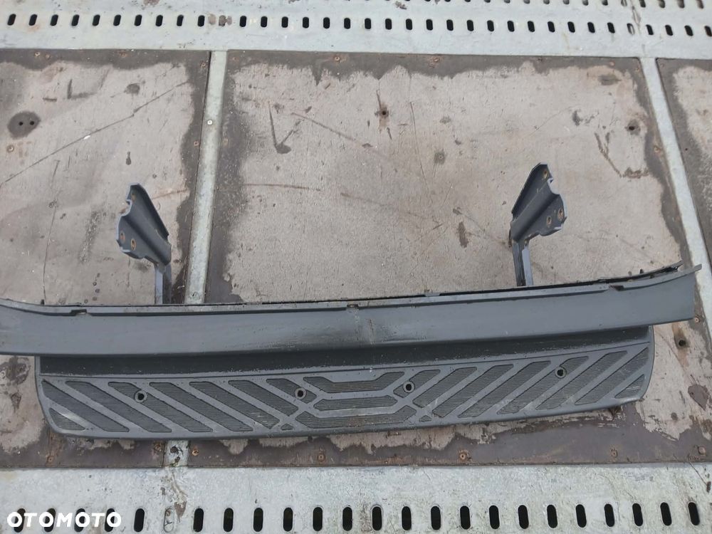 BELKA STOPIEŃ MERCEDES SPRINTER W906 VW CRAFTER 06-