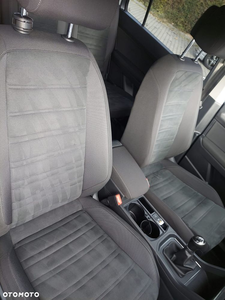 Volkswagen Touran 2.0 TDI SCR Highline - 14