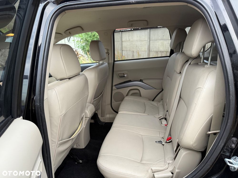 Citroën C-Crosser 2.2 HDi Exclusive DCS - 16