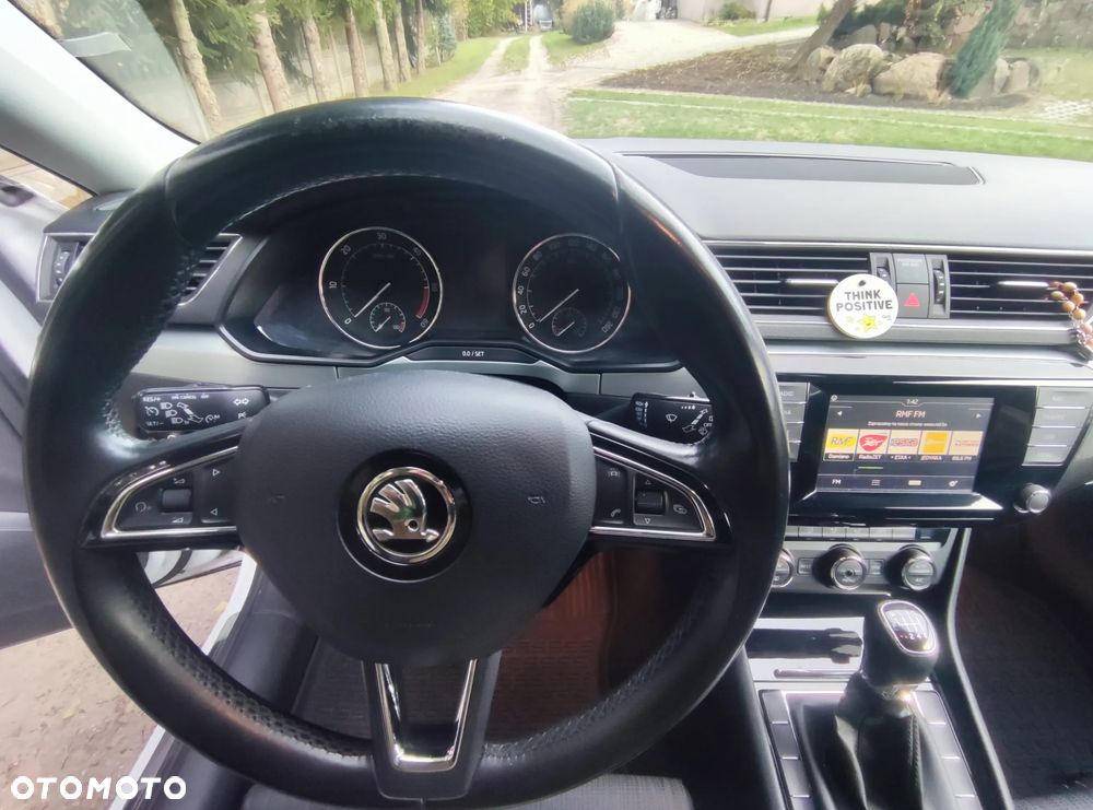 Skoda Superb 2.0 TDI Ambition - 8