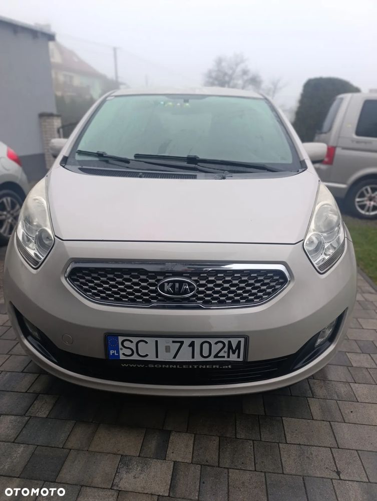 Kia Venga 1.4 CVVT Black Collection - 6