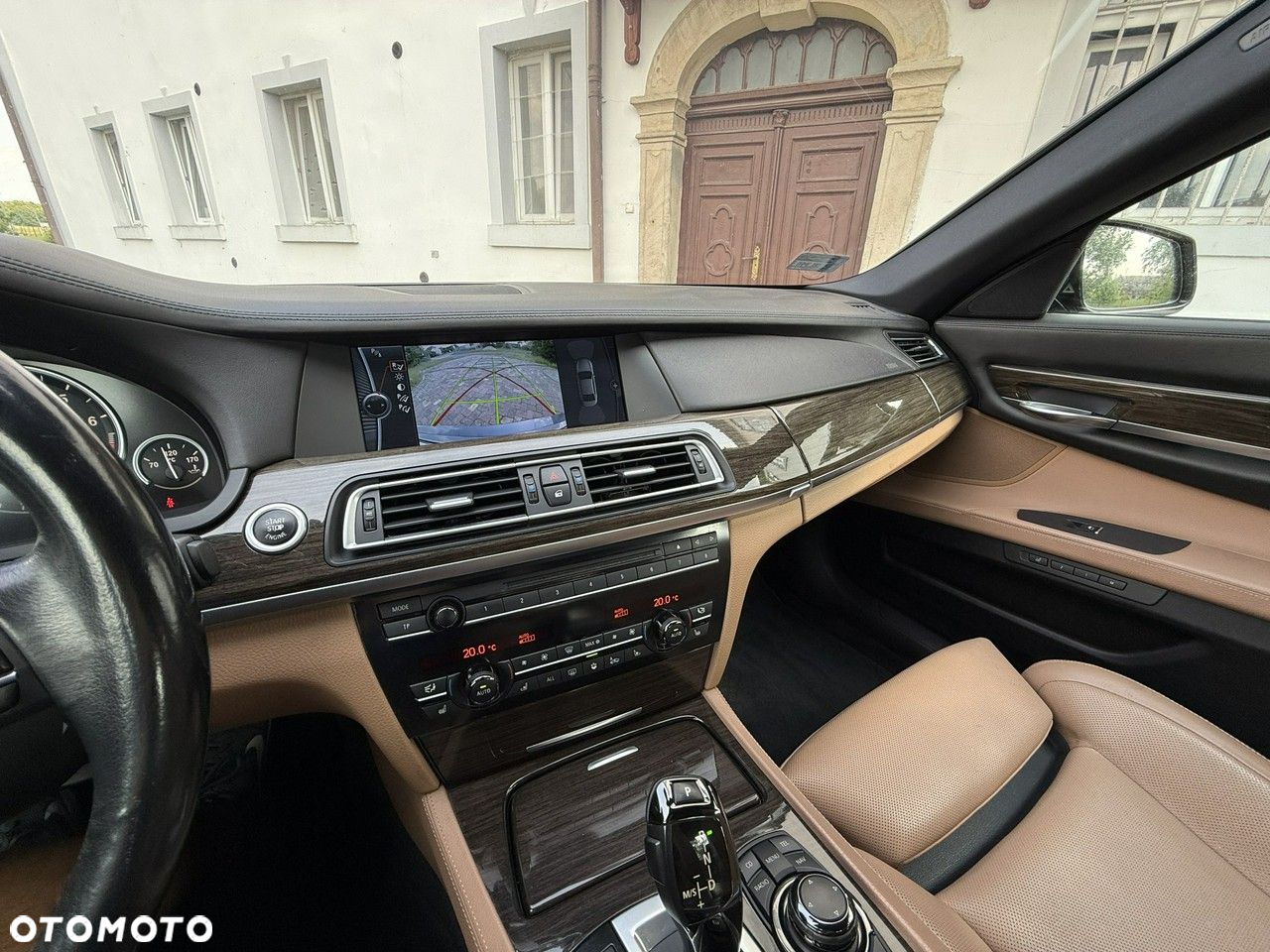 BMW Seria 7 750i - 7