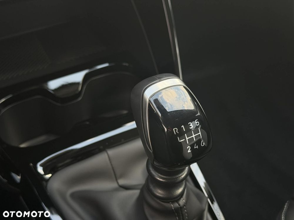 Citroën C3 1.2 T Plus - 19