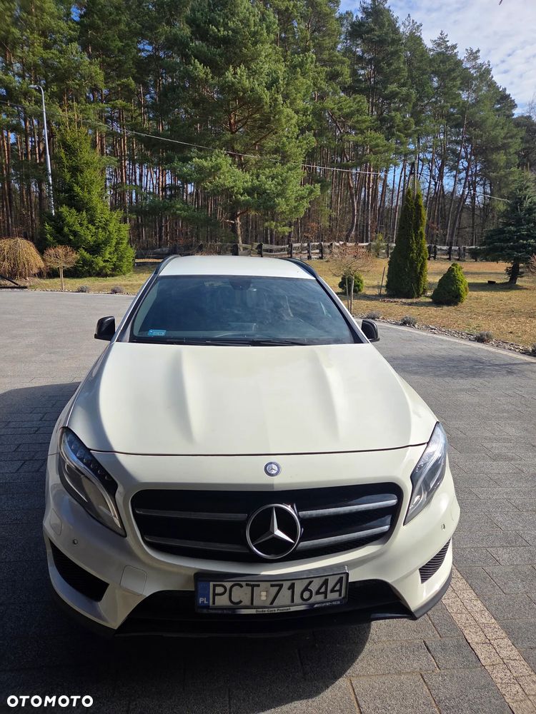 Mercedes-Benz GLA 250 4-Matic - 17