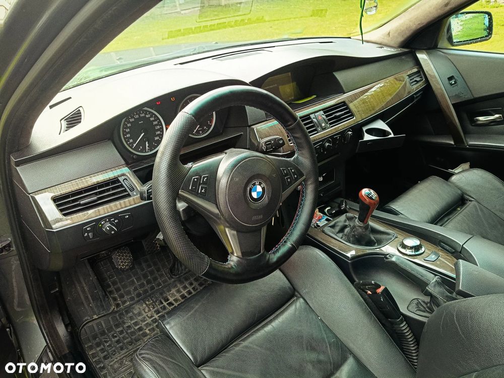 BMW Seria 5 530i - 8