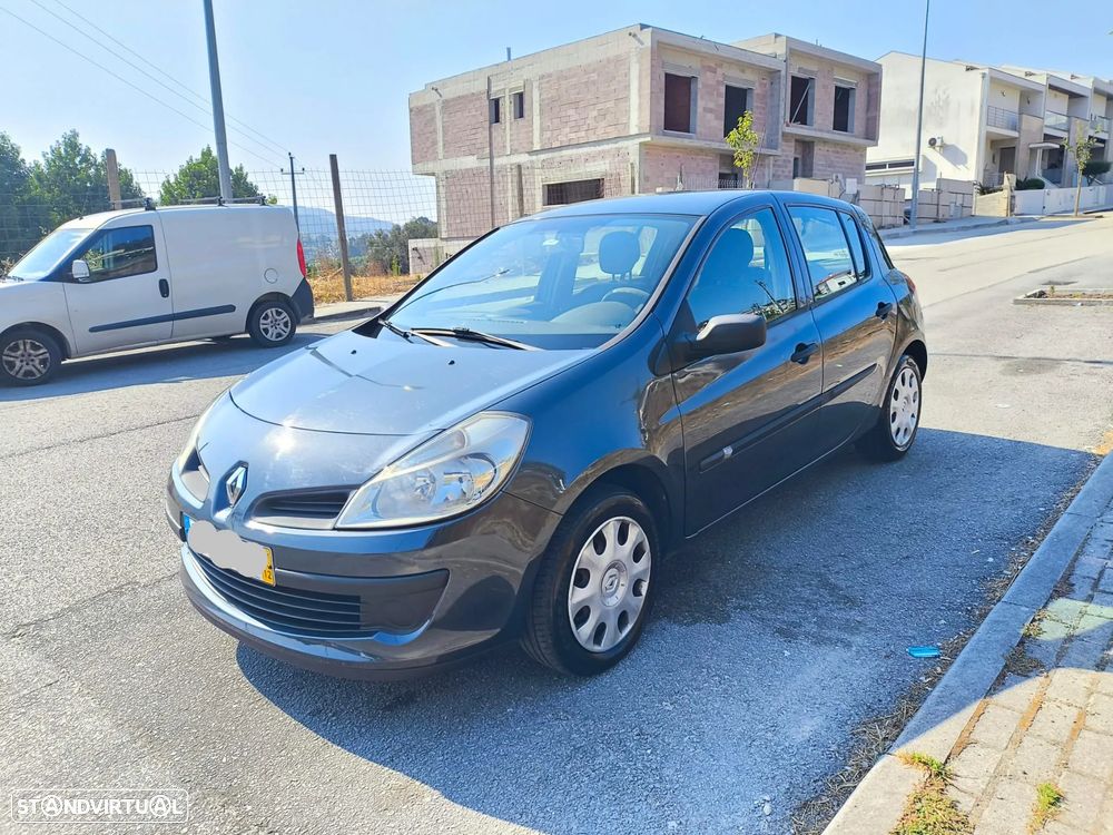 Renault Clio 1.5 dCi Pack - 26