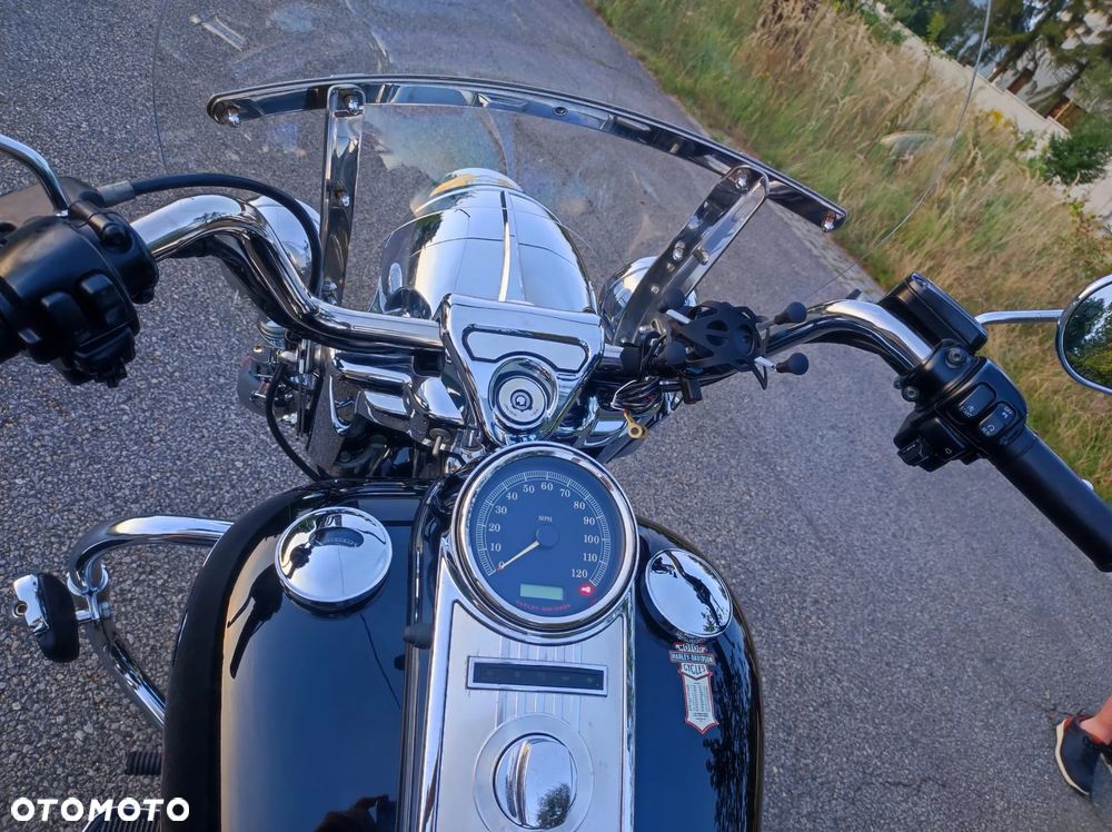 Harley-Davidson Touring Road King - 4