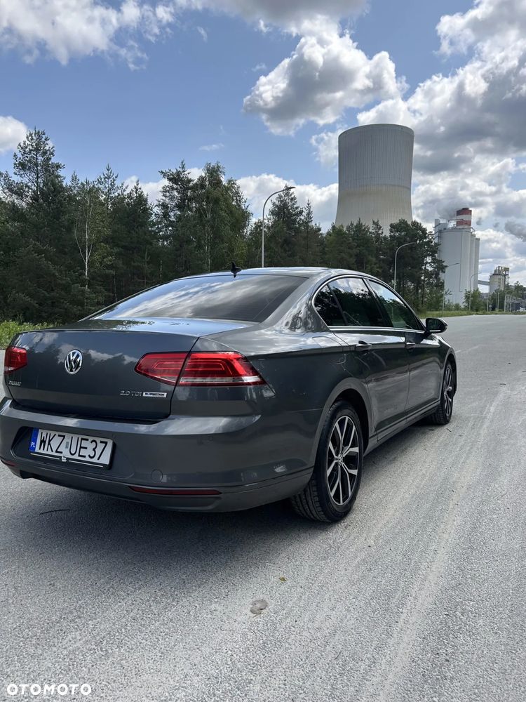 Volkswagen Passat 2.0 TDI BMT Comfortline - 11