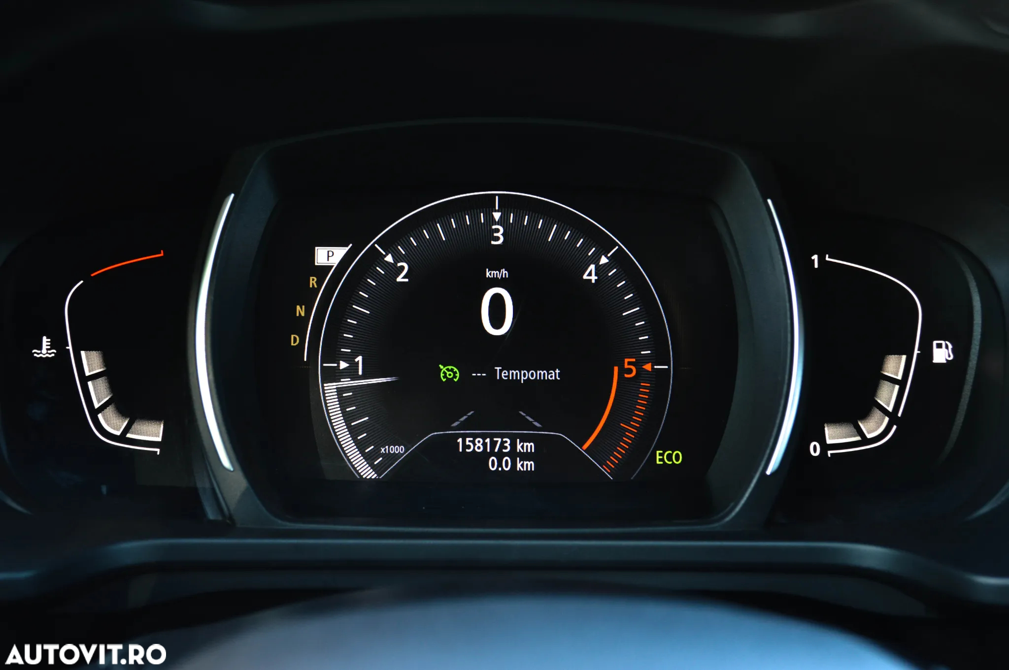 Renault Kadjar 1.6 DCI CVT Intens - 26