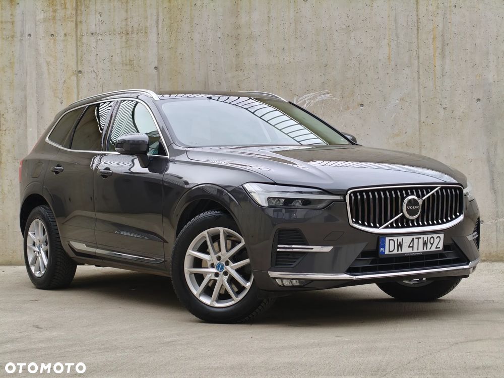 Volvo XC 60 B4 D AWD Plus Bright - 9