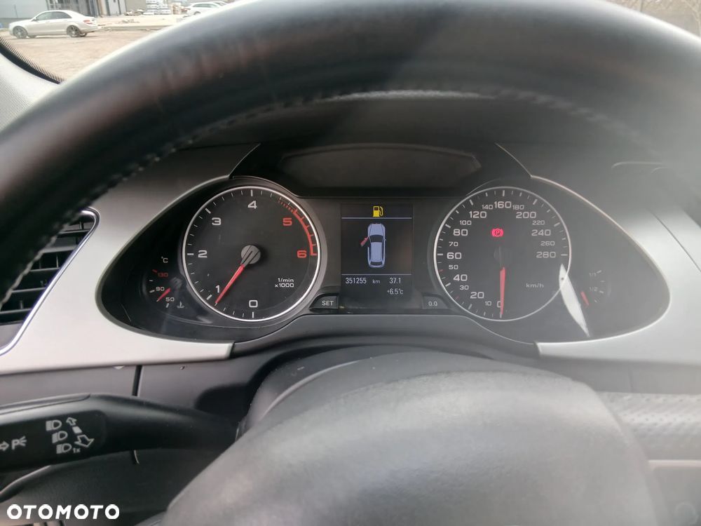 Audi A4 Avant 2.0 TDI - 12