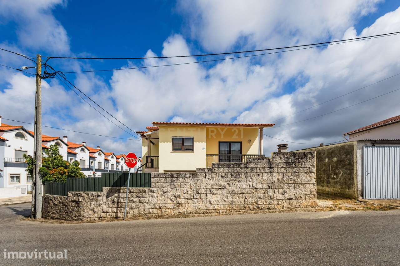 Moradia individual T4 perto do centro da Cidade - Grande imagem: 3/42