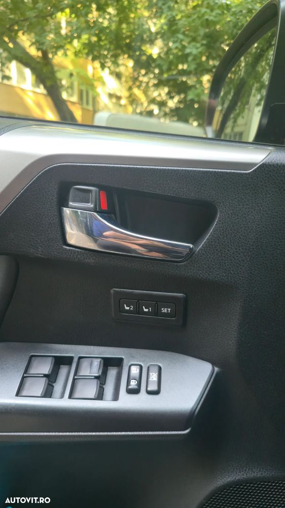 Toyota RAV4 - 6