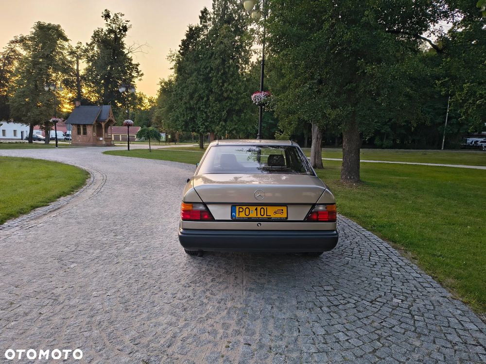 Mercedes-Benz W124 (1984-1993) - 4