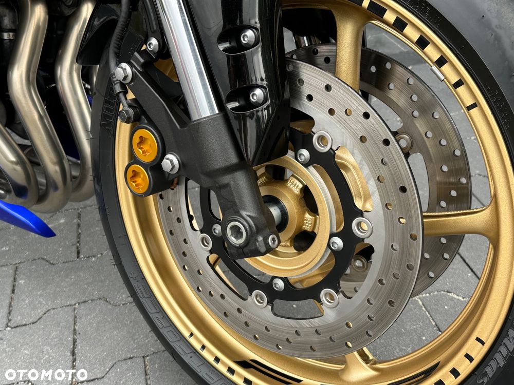 Yamaha FZ8 - 19