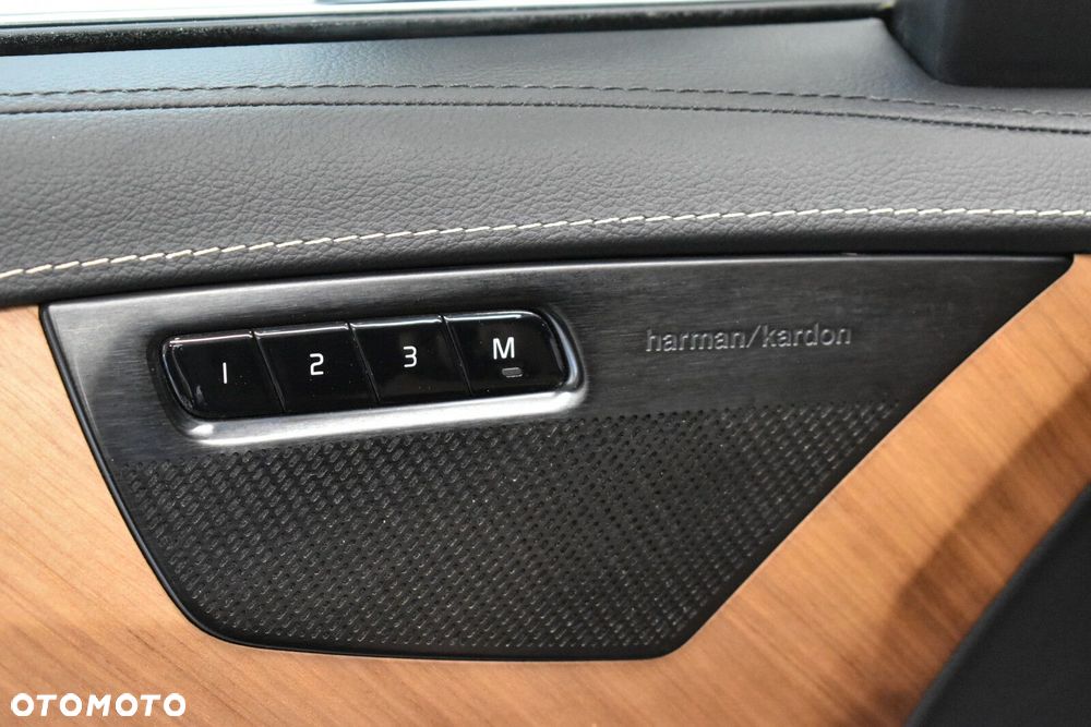Volvo XC 90 B5 D AWD Inscription - 9