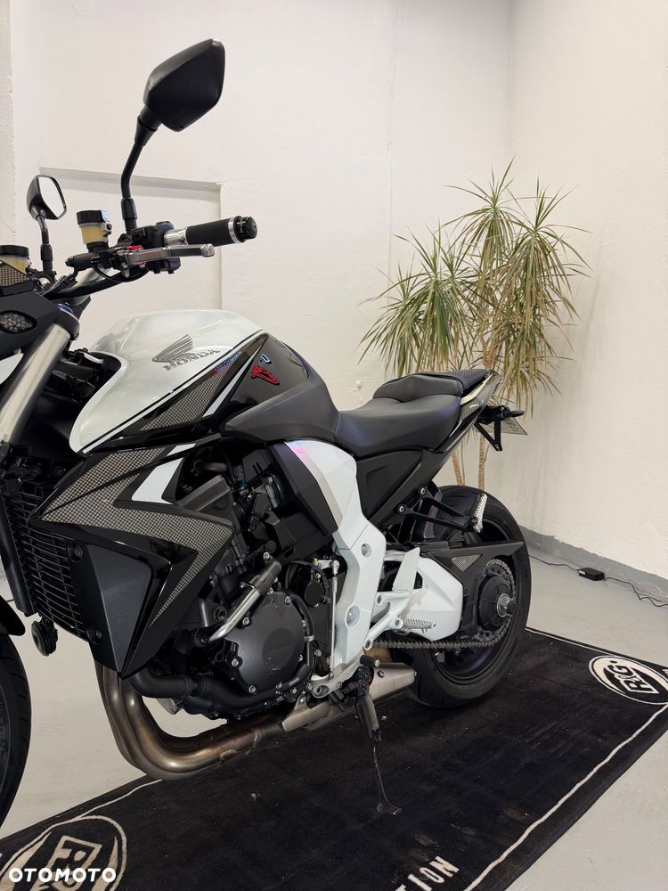 Honda CB - 7