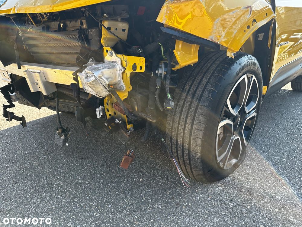 Jeep Avenger Summit+ - 23