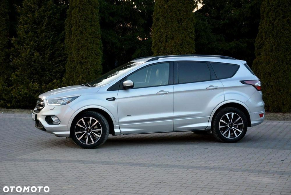 Ford Kuga 2.0 TDCi AWD ST-Line - 4