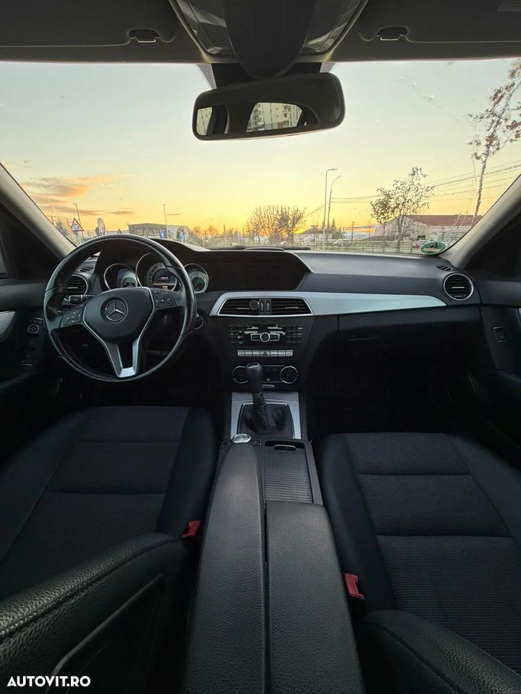 Mercedes-Benz C - 18