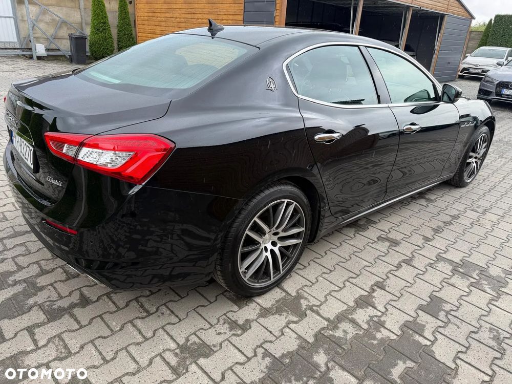 Maserati Ghibli GranSport - 15