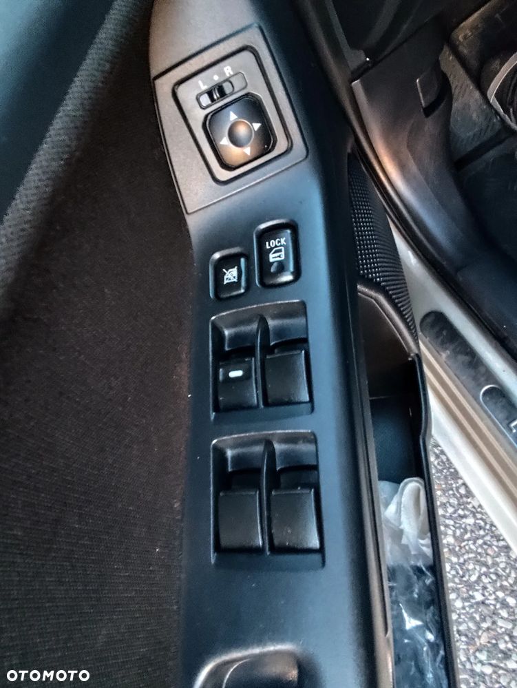 Mitsubishi Lancer 1.8 Inform - 24