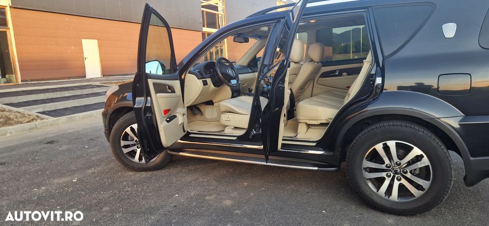SsangYong REXTON W 2.0 e-XDI 4WD DLX Plus Aut. - 4