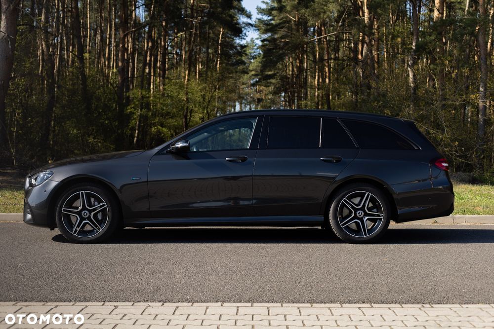 Mercedes-Benz Klasa E 300 de 4Matic 9G-TRONIC Night Edition - 2
