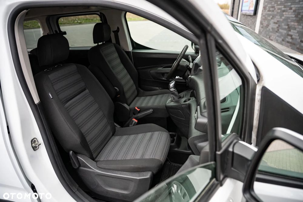 Opel Combo XL 2,3t (bryg.) - 25