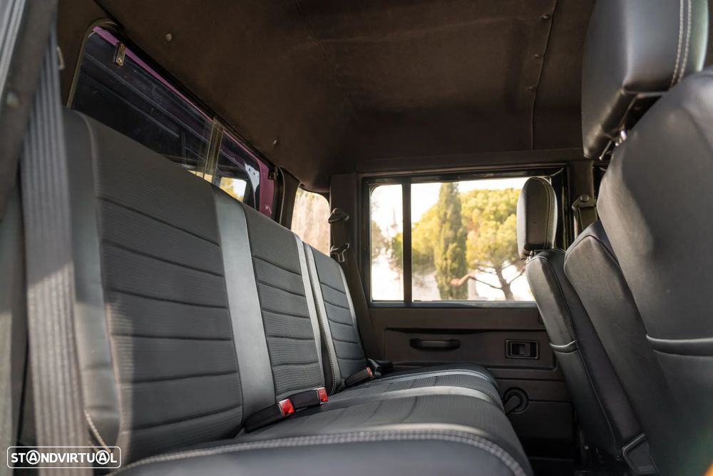Land Rover Defender 110 SW 2.5 Td5 SE - 21